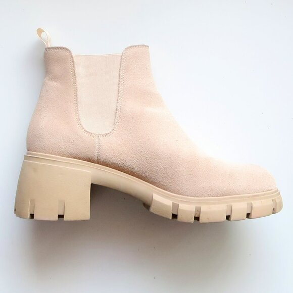Steve Madden Howler Beige Suede Chelsea Ankle Boots Lug Sole Fall Chunky Booties - Picture 9 of 16